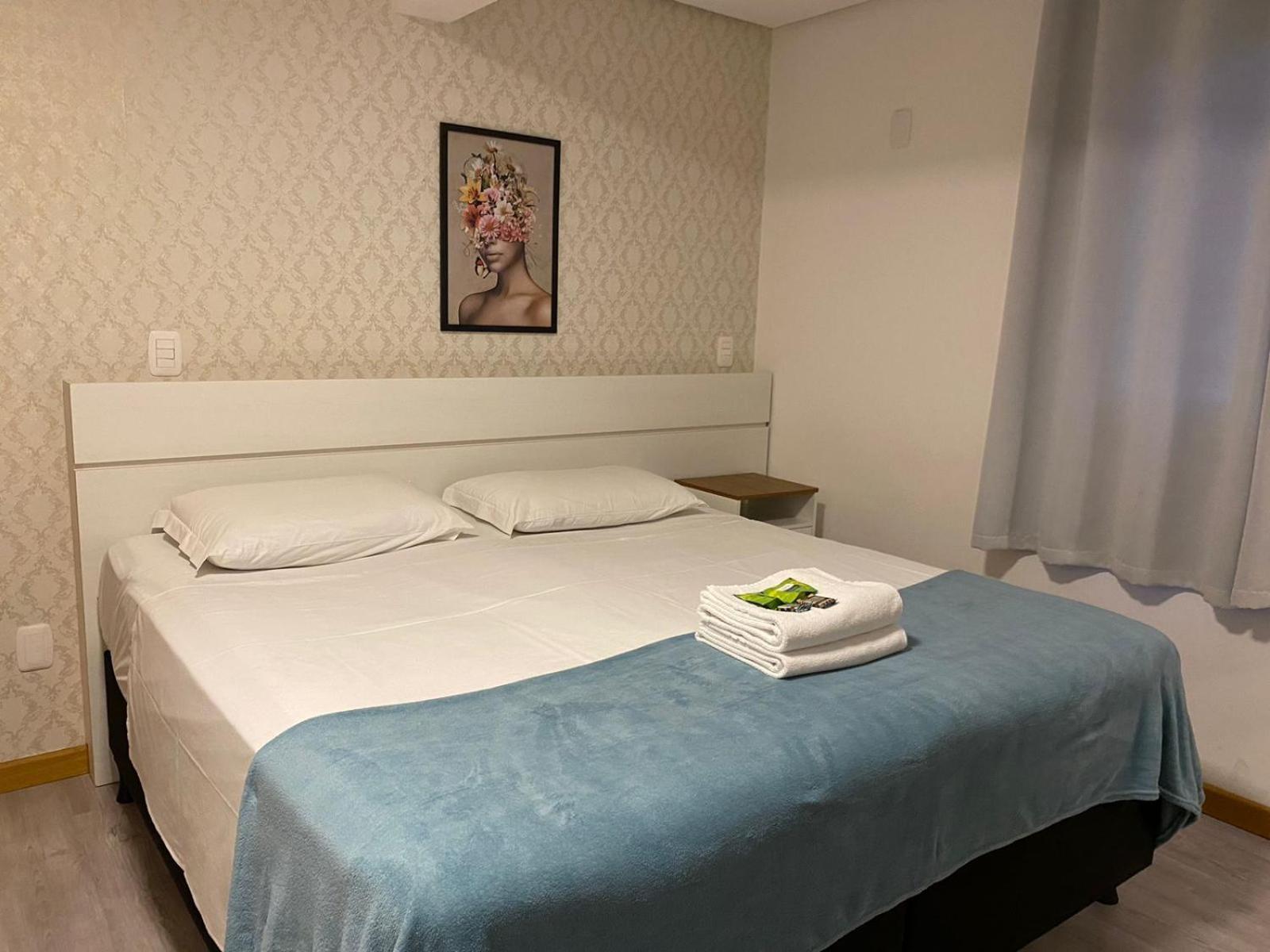 Hotel Golden Hills